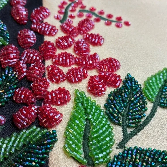 Isabella Fiore Handbag / Embellish - Picture 15 of 16